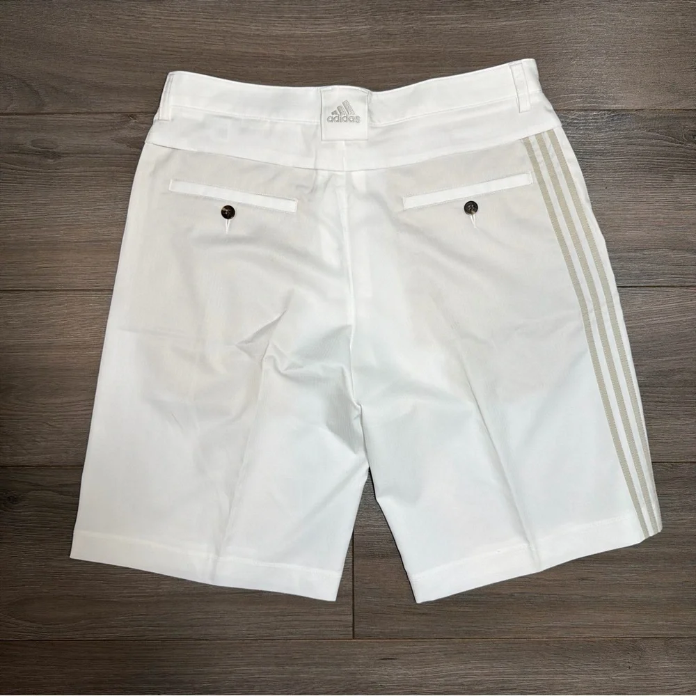 ADIDAS Men's White Classic Golf Shorts-BRAND NEW - Picture 2 of 6